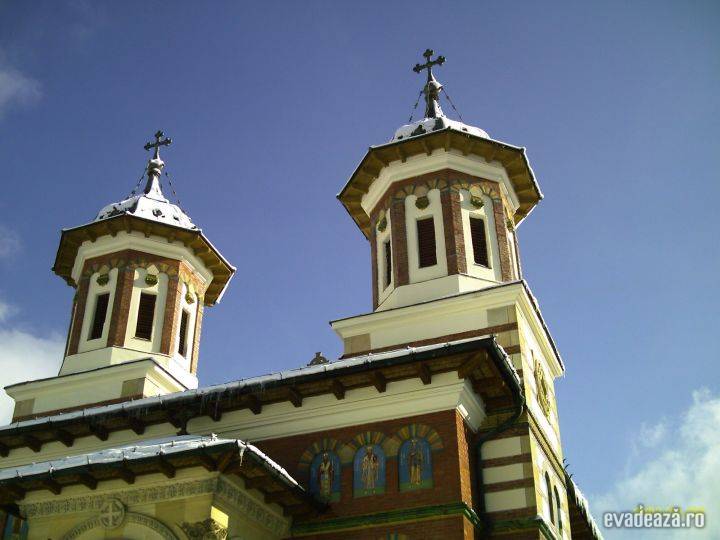 Turlele manastirii